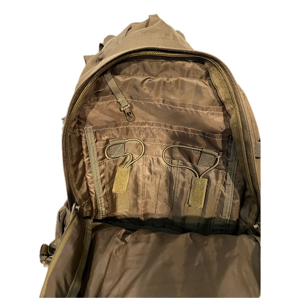 World Famous Sports 3 Day Assault backpack - Picture 5 of 8